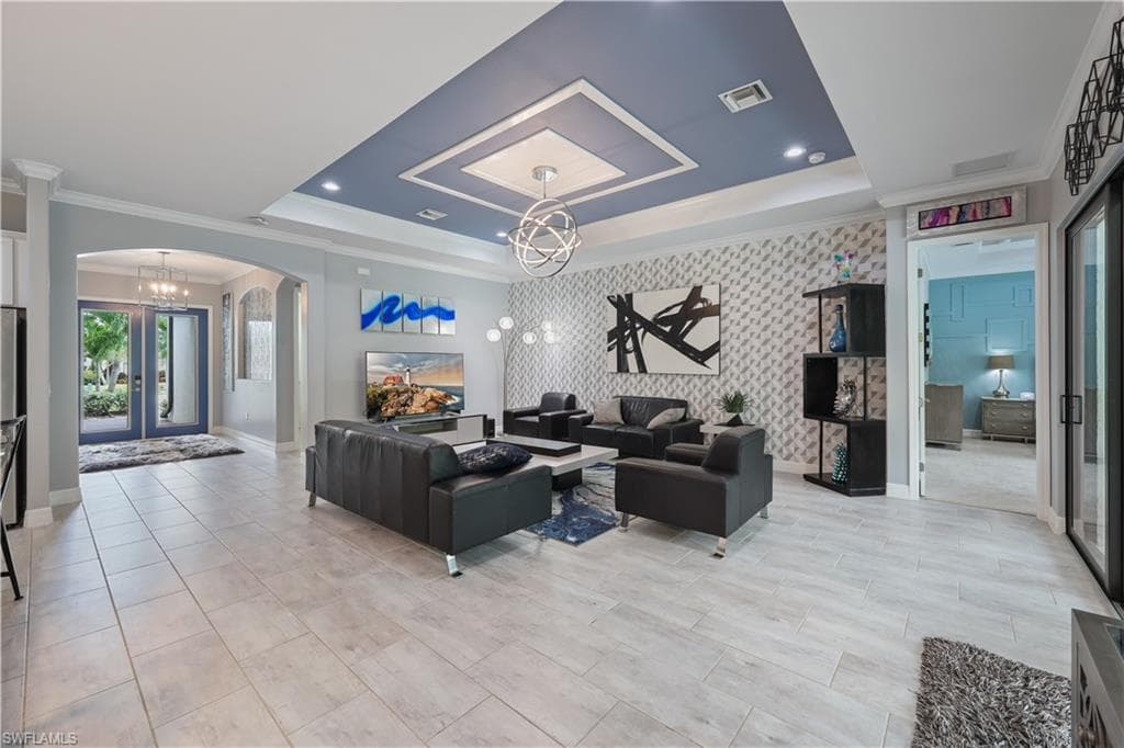 2098 Antigua Ln, Naples, FL 34120-15