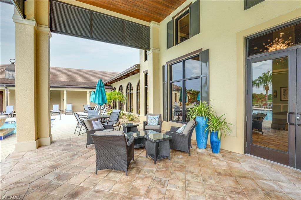 2098 Antigua Ln, Naples, FL 34120-41