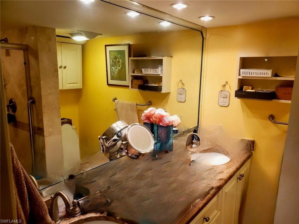 6000 Pelican Bay Blvd 904, Naples, FL 34108-29