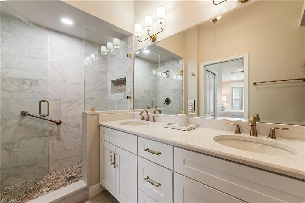 26370 Sunderland Dr 4202, Bonita Springs, FL 34135-17