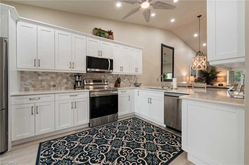 26370 Sunderland Dr 4202, Bonita Springs, FL 34135-4