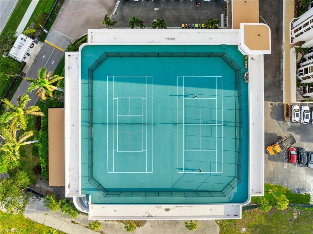 6849 Grenadier Blvd 701, Naples, FL 34108-36