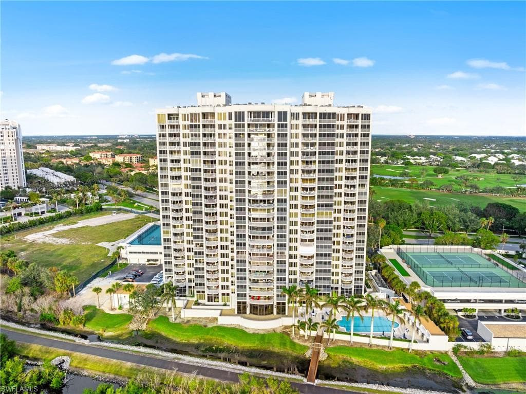 6849 Grenadier Blvd 701, Naples, FL 34108-2