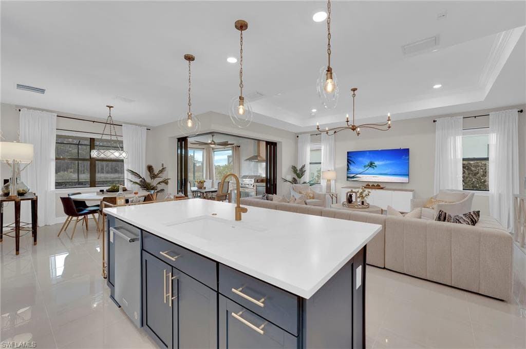 20108 Kingmont Dr, Estero, FL 33928-10