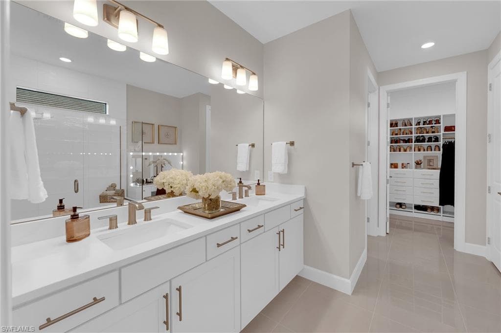 20108 Kingmont Dr, Estero, FL 33928-19