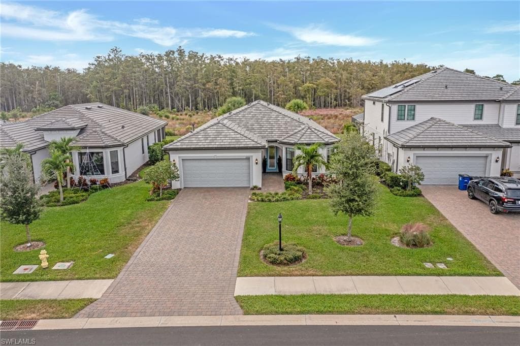 20108 Kingmont Dr, Estero, FL 33928-39