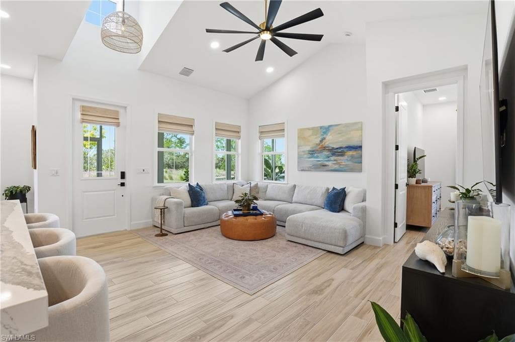 6975 Saona Ct, Naples, FL 34113-14