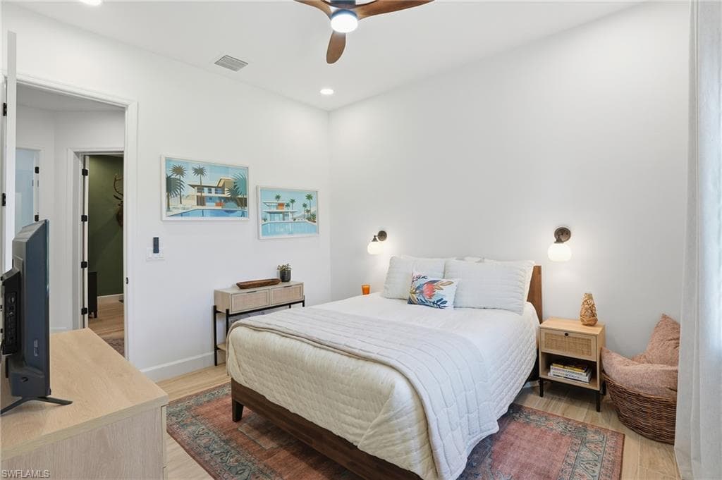 6975 Saona Ct, Naples, FL 34113-33