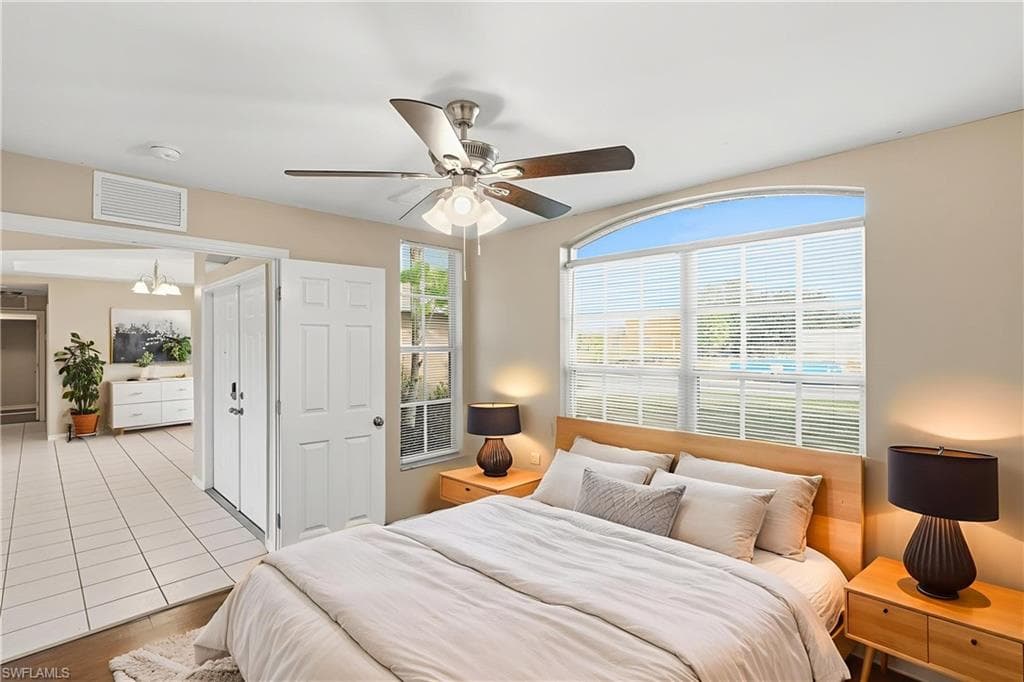 1622 8th Pl, Cape Coral, FL 33909-8