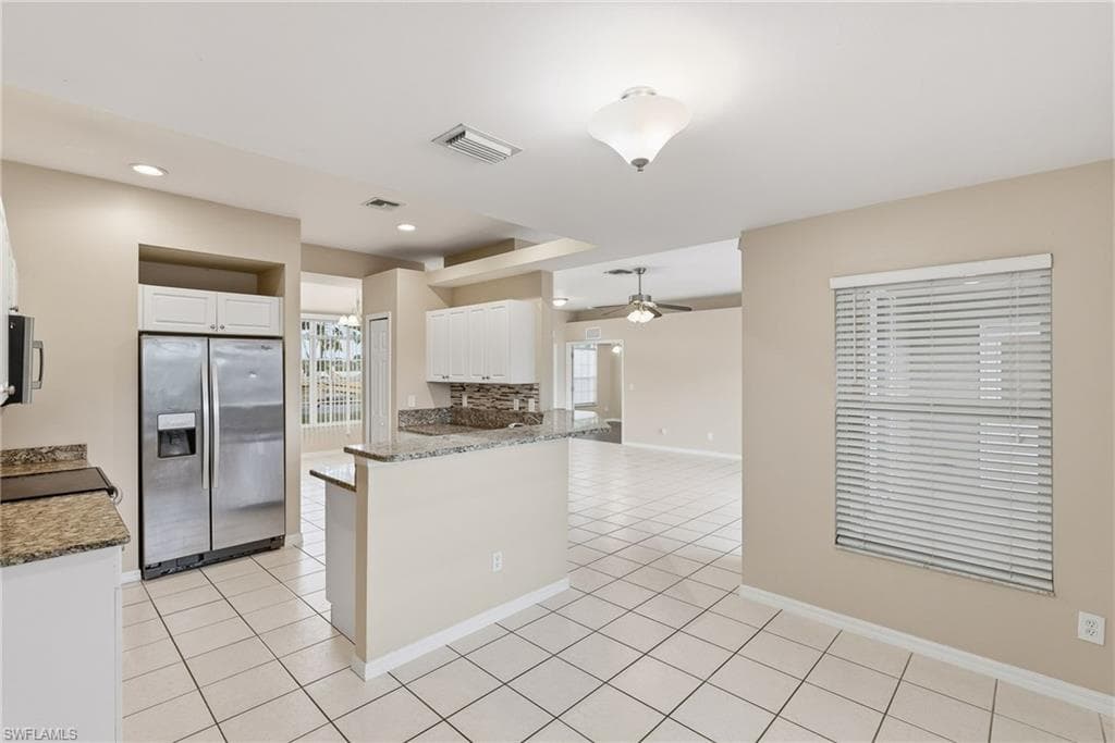 1622 8th Pl, Cape Coral, FL 33909-21