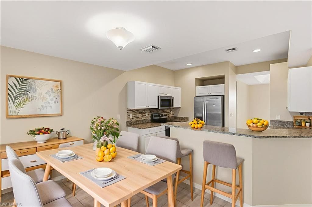 1622 8th Pl, Cape Coral, FL 33909-6