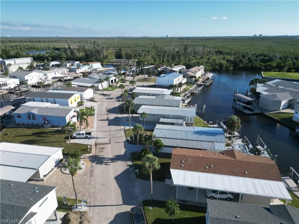 17831 Eglantine Ln, Fort Myers Beach, FL 33931-4