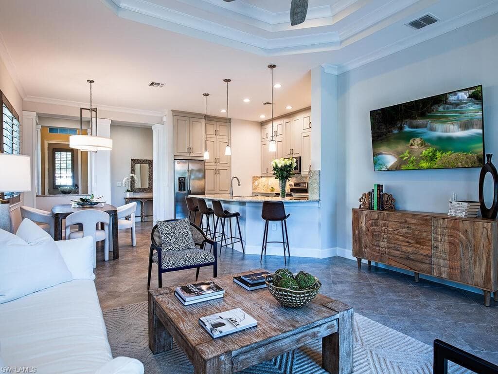 7166 Dominica Dr, Naples, FL 34113-5