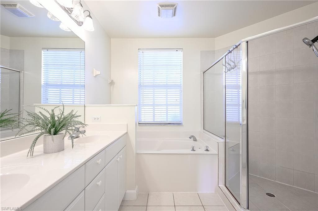 3303 Twilight Ln 5101, Naples, FL 34109-17