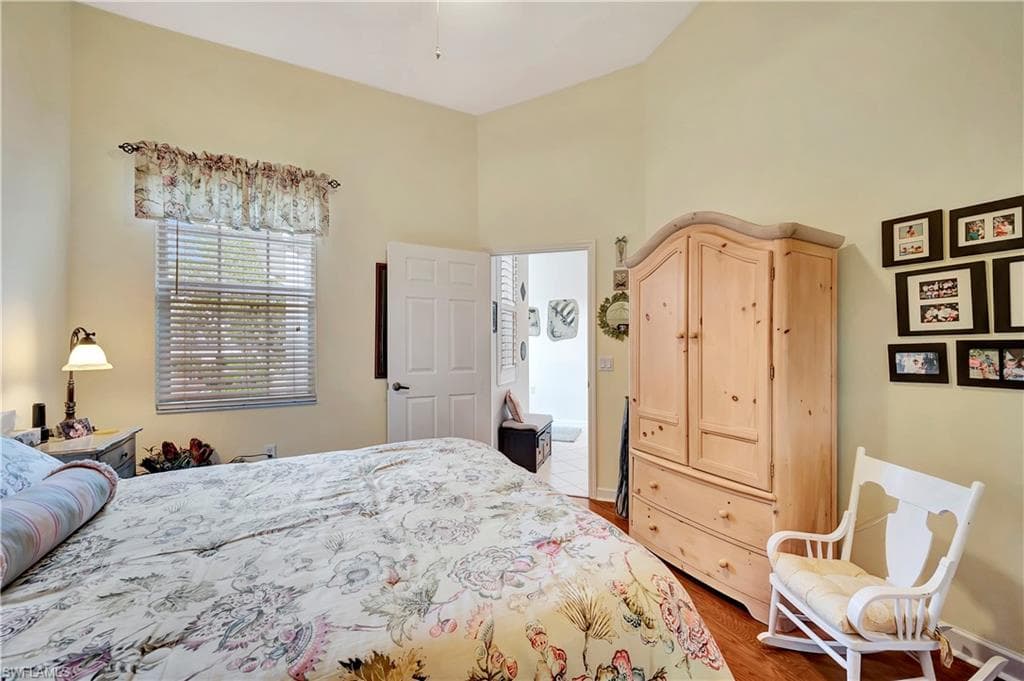 3055 Horizon Ln 1706, Naples, FL 34109-21