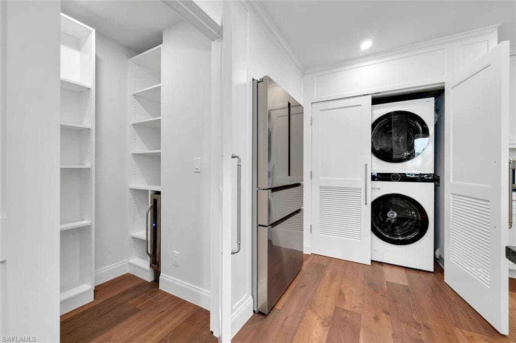 4000 Gulf Shore Blvd N 1400, Naples, FL 34103-21