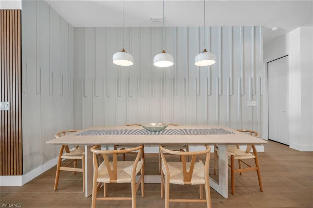 789 109th Ave N, Naples, FL 34108-14