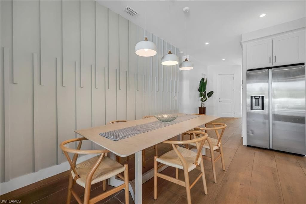 789 109th Ave N, Naples, FL 34108-17