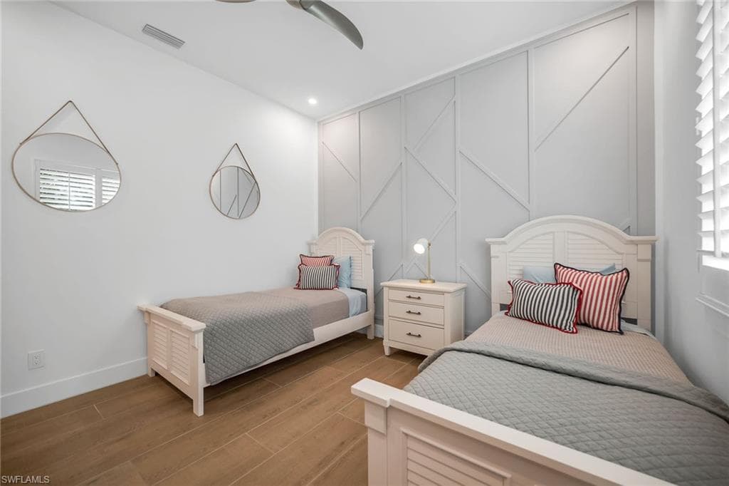 789 109th Ave N, Naples, FL 34108-18