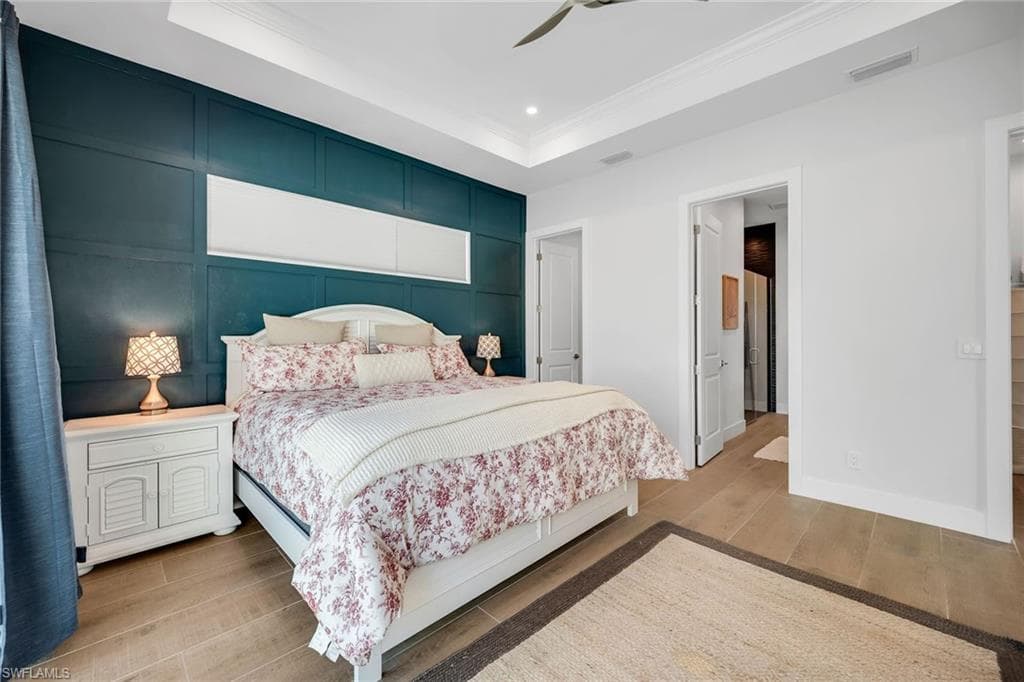 789 109th Ave N, Naples, FL 34108-20