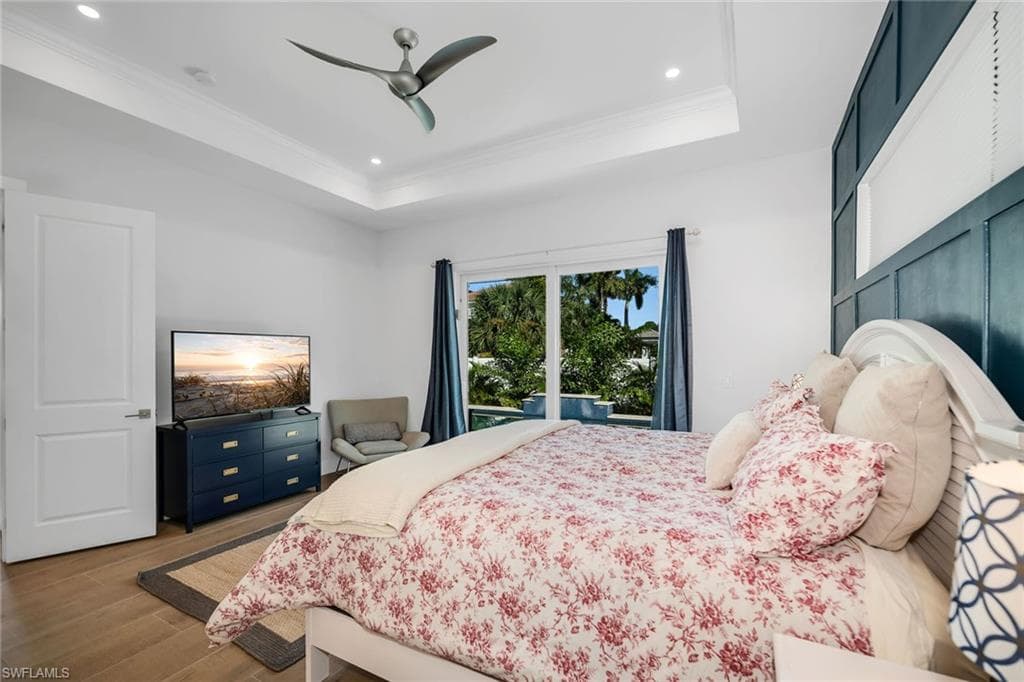 789 109th Ave N, Naples, FL 34108-22