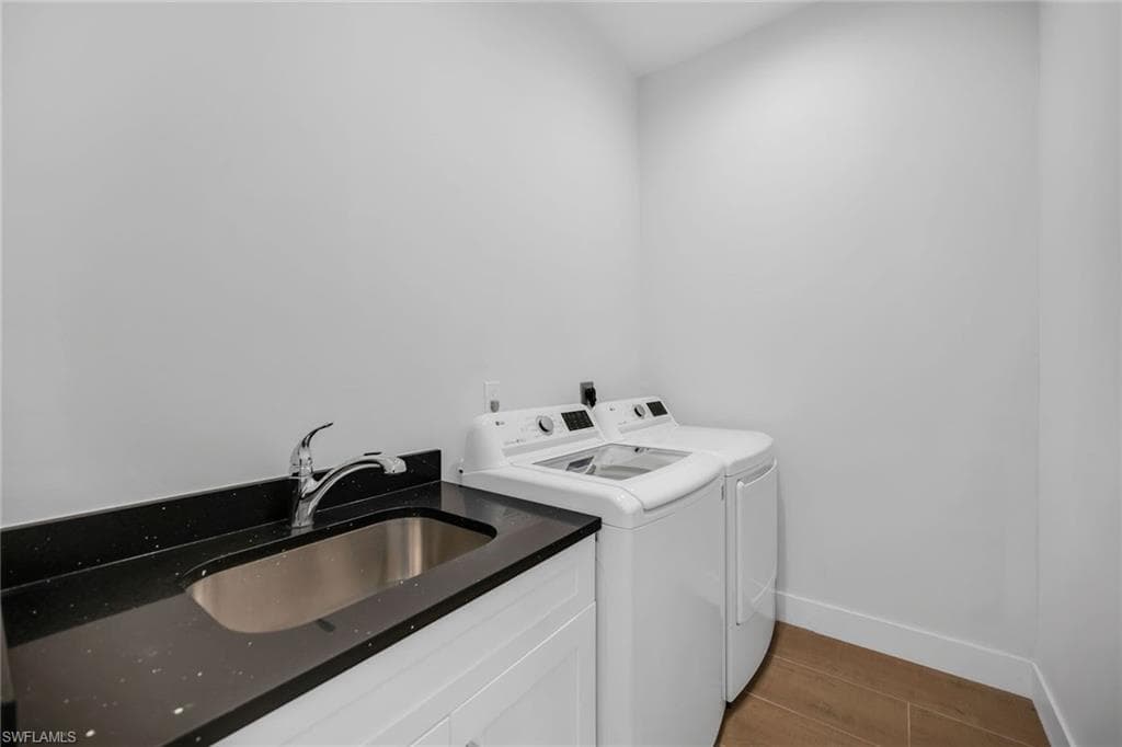 789 109th Ave N, Naples, FL 34108-30