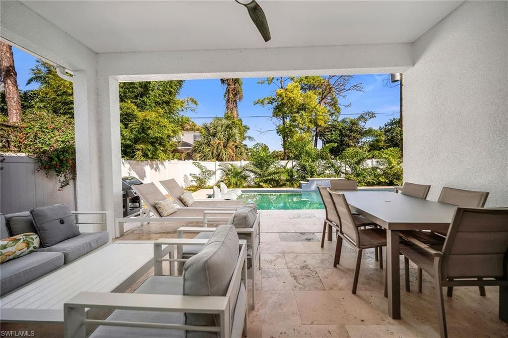 789 109th Ave N, Naples, FL 34108-31