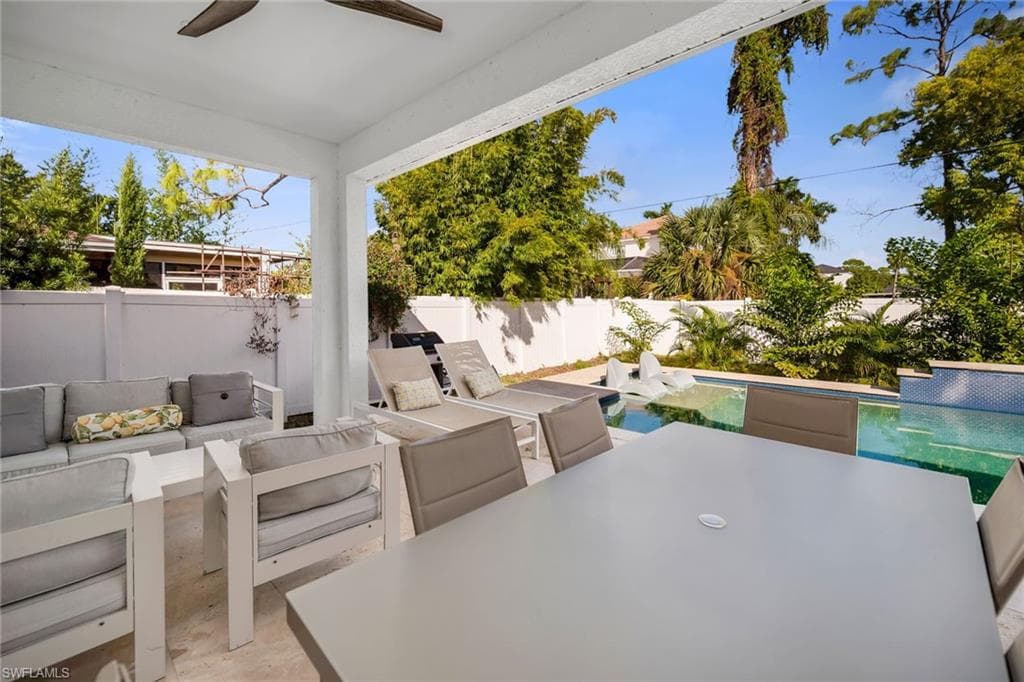 789 109th Ave N, Naples, FL 34108-32