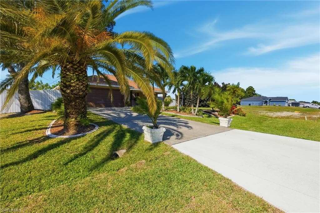 1206 5th Ave, Cape Coral, FL 33909-27