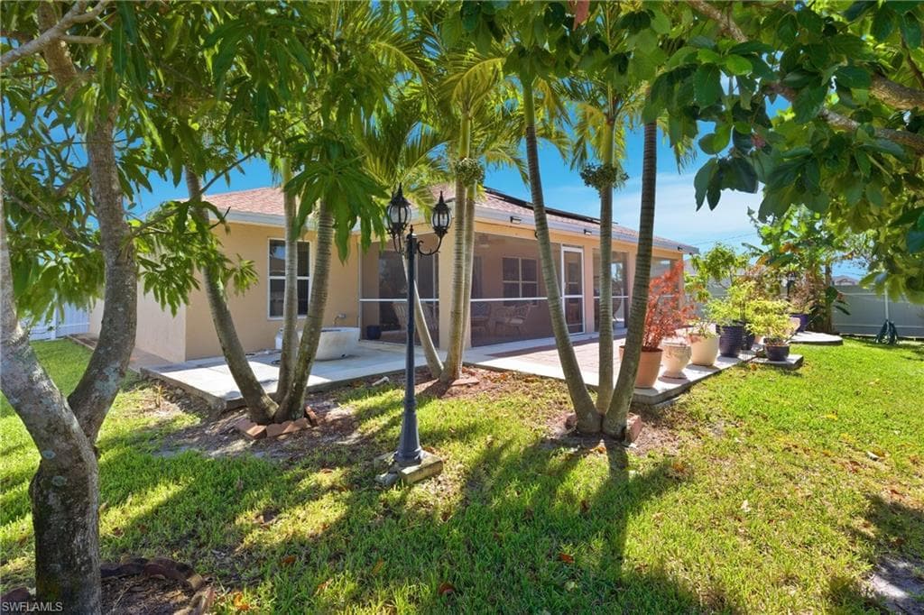 1206 5th Ave, Cape Coral, FL 33909-32