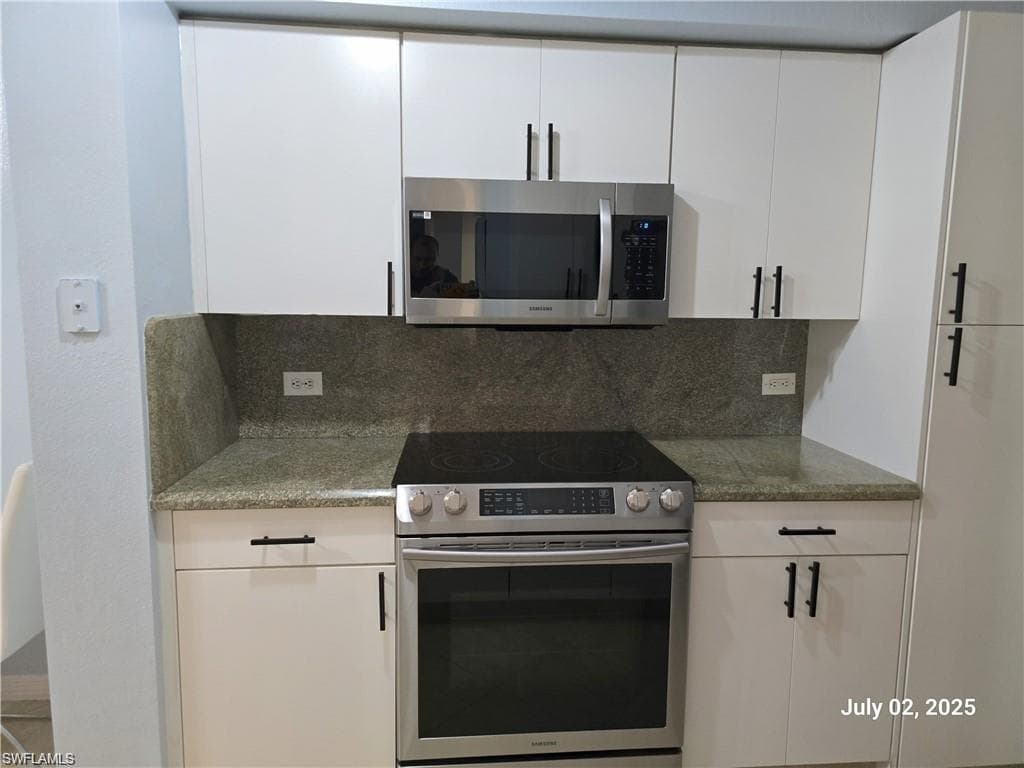 8960 Colonnades Ct E 916, Bonita Springs, FL 34135-8