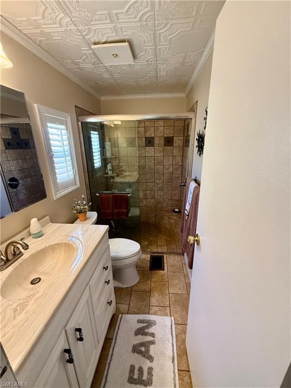 181 Sand Dr 181, Naples, FL 34104-10