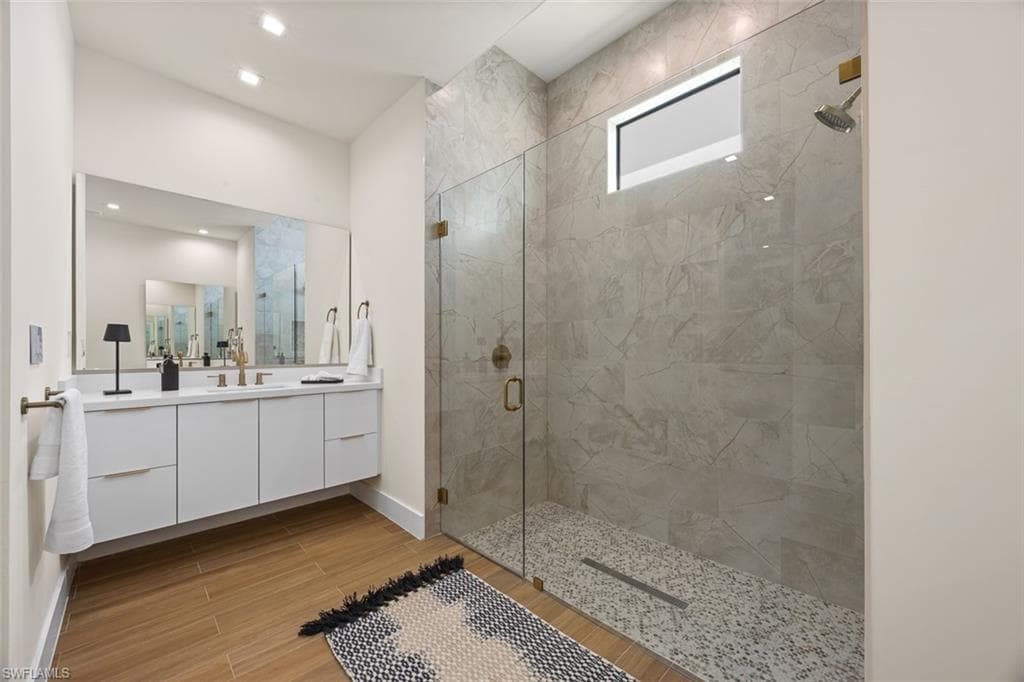 209 Kismet Pkwy E, Cape Coral, FL 33909-12