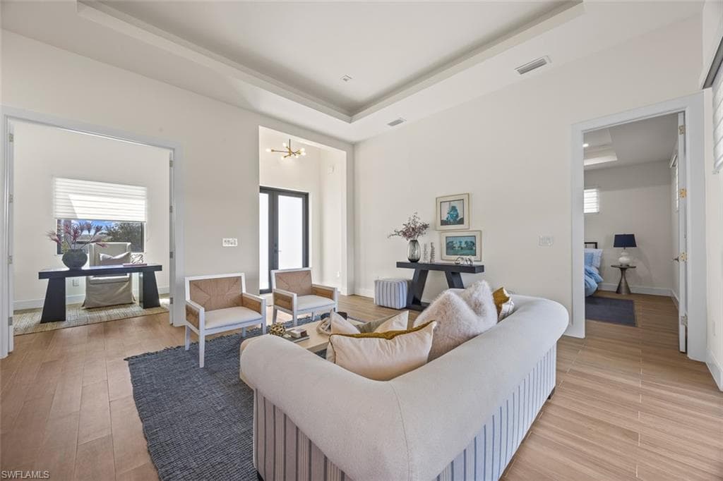 209 Kismet Pkwy E, Cape Coral, FL 33909-13