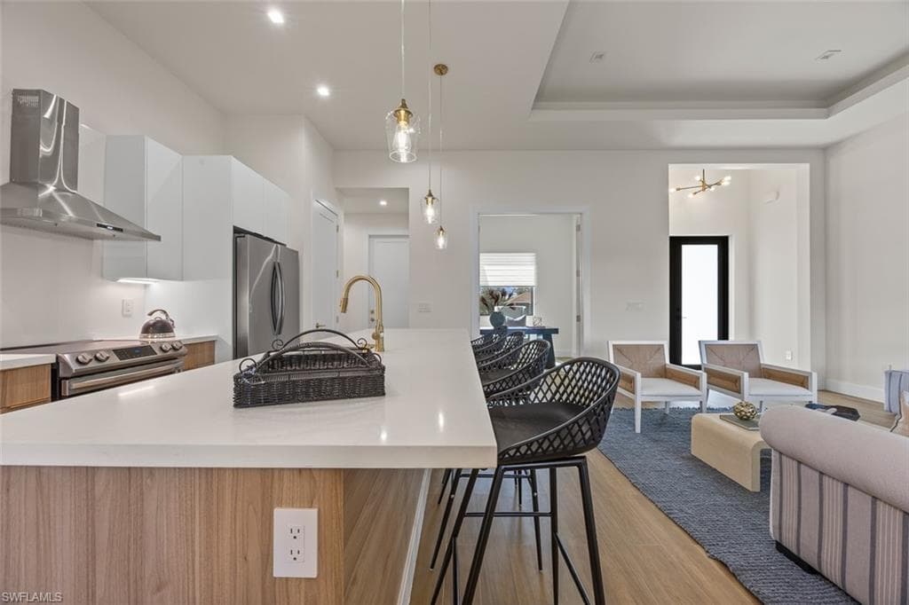 209 Kismet Pkwy E, Cape Coral, FL 33909-16