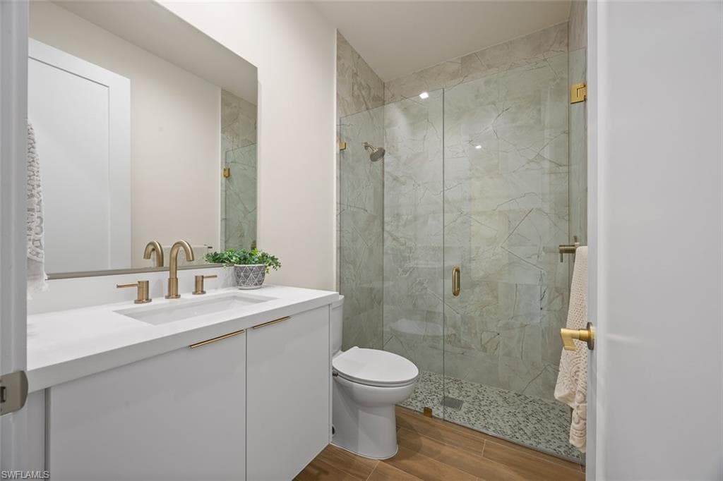 209 Kismet Pkwy E, Cape Coral, FL 33909-22