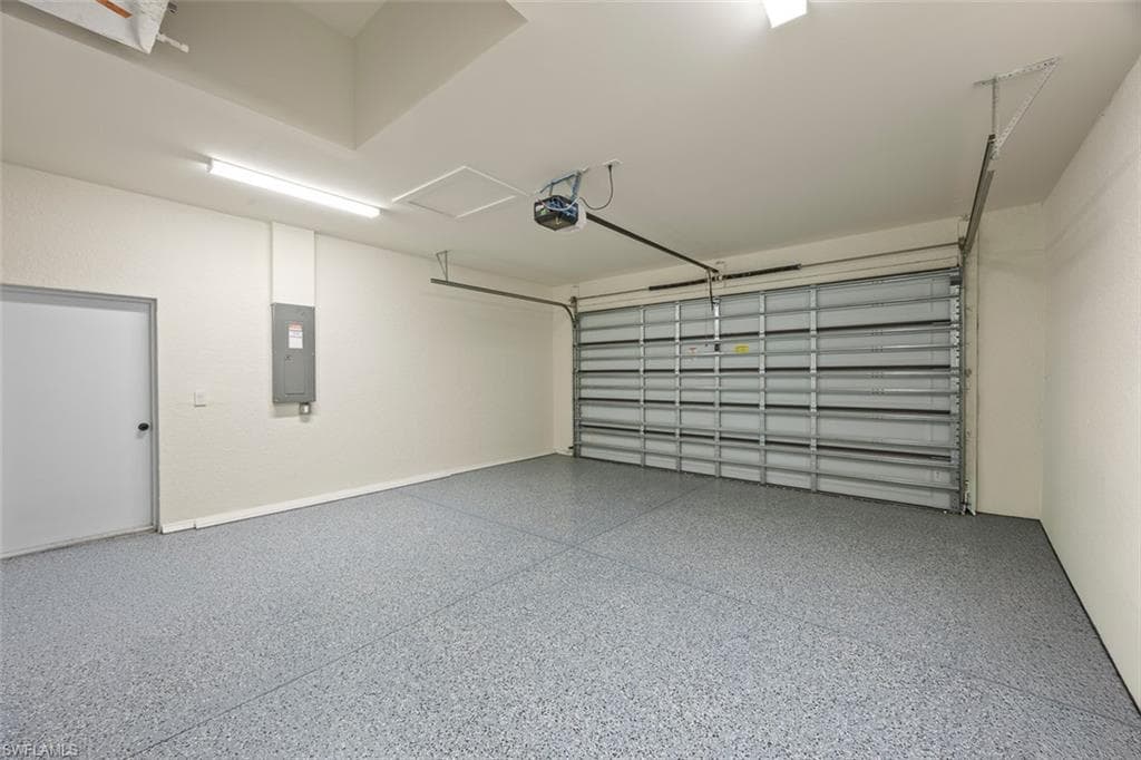 209 Kismet Pkwy E, Cape Coral, FL 33909-31