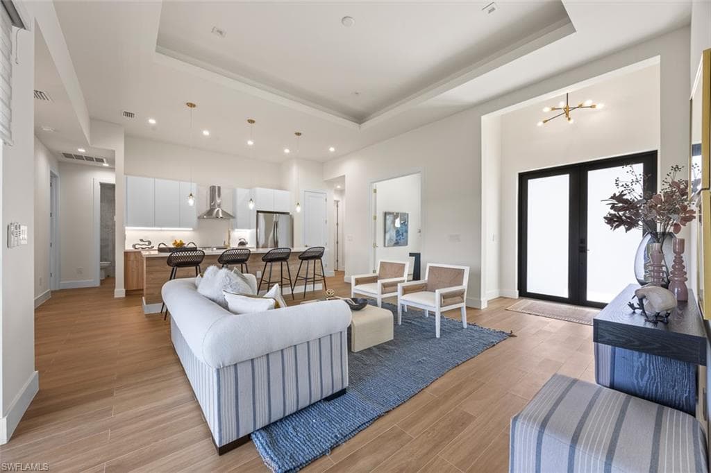 209 Kismet Pkwy E, Cape Coral, FL 33909-6