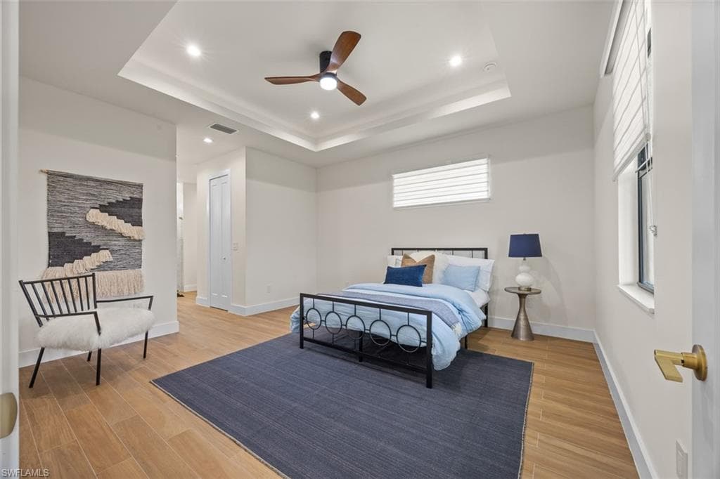 209 Kismet Pkwy E, Cape Coral, FL 33909-7