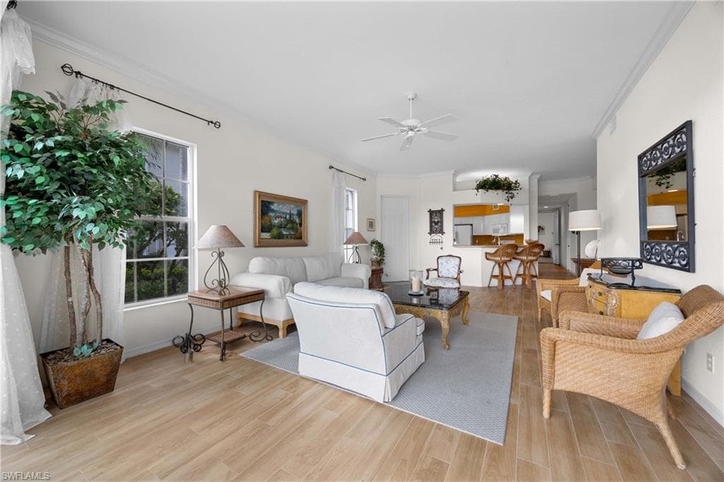 1826 Seville Blvd 1012, Naples, FL 34109-8