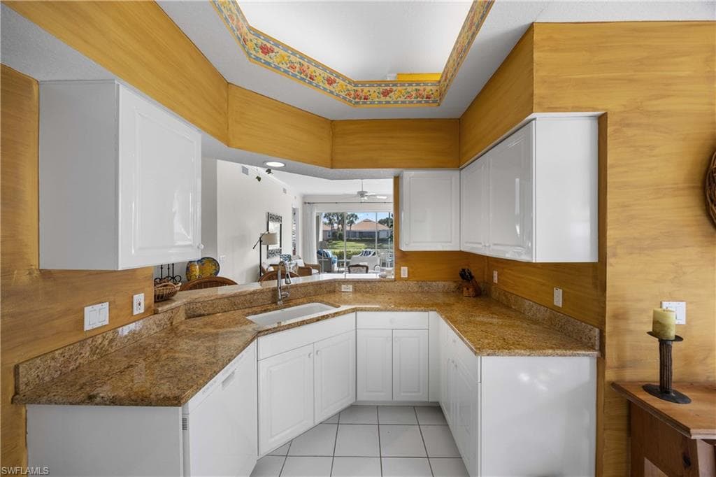 1826 Seville Blvd 1012, Naples, FL 34109-10