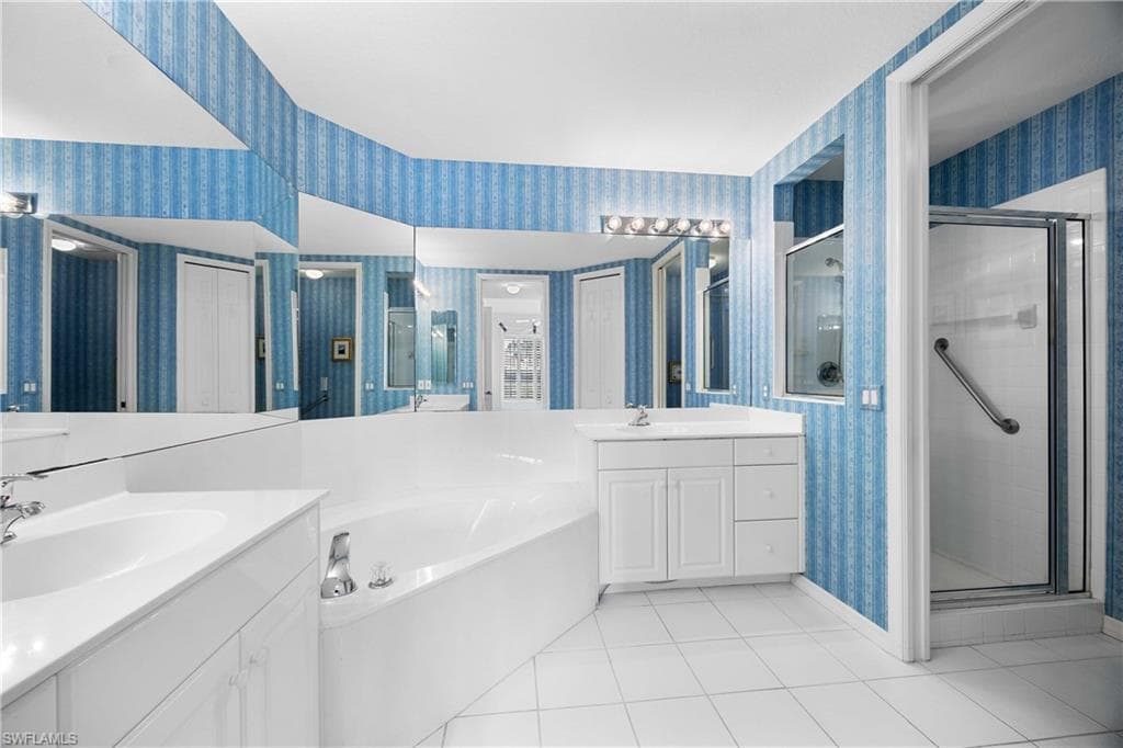 1826 Seville Blvd 1012, Naples, FL 34109-14