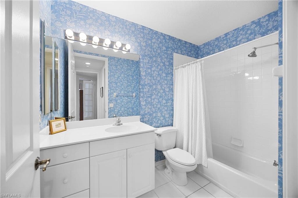 1826 Seville Blvd 1012, Naples, FL 34109-21