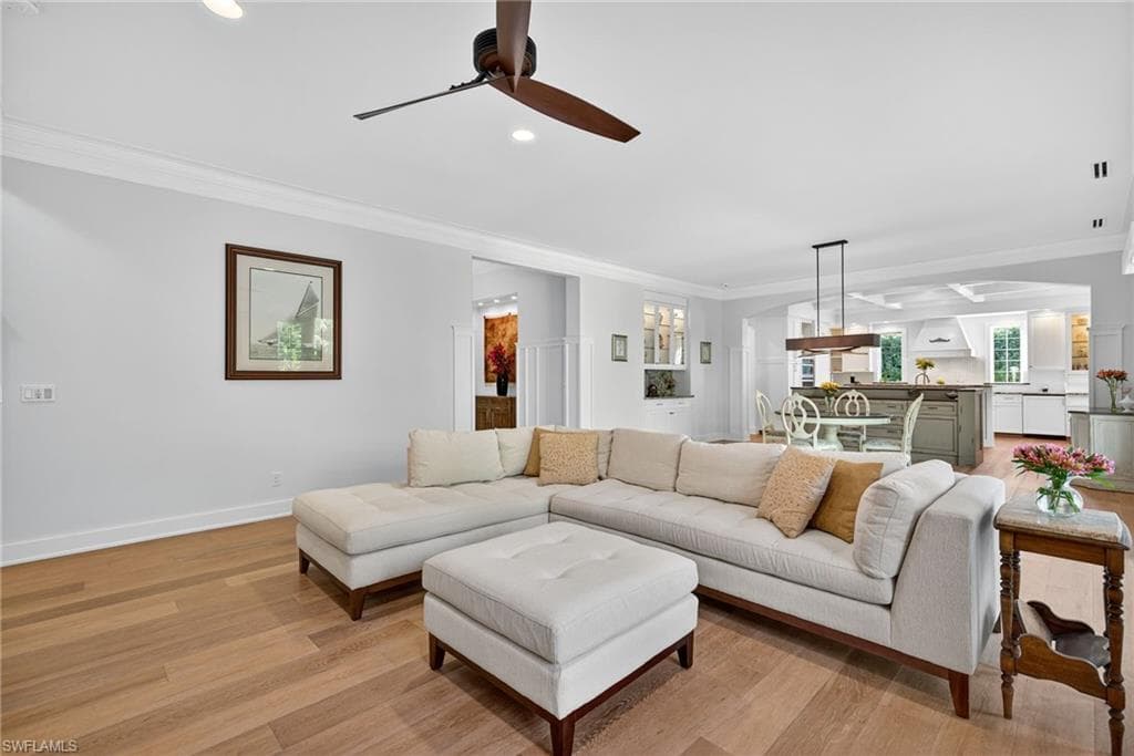 2305 Harrier Run, Naples, FL 34105-8