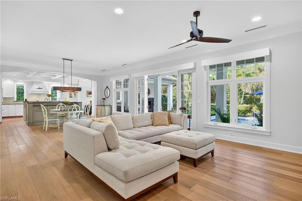 2305 Harrier Run, Naples, FL 34105-9