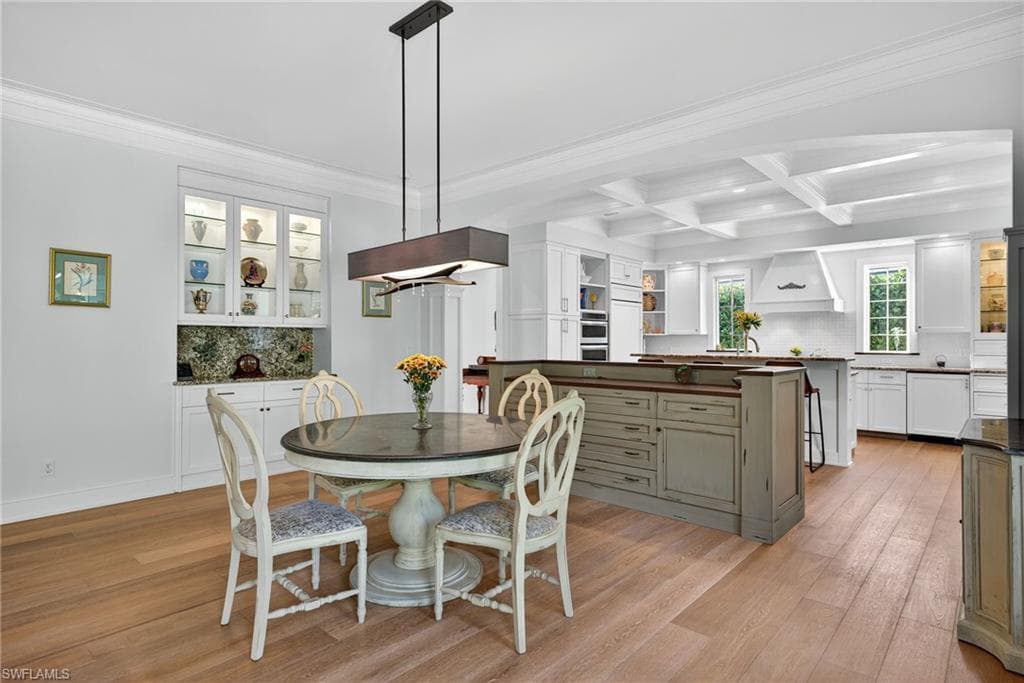 2305 Harrier Run, Naples, FL 34105-11