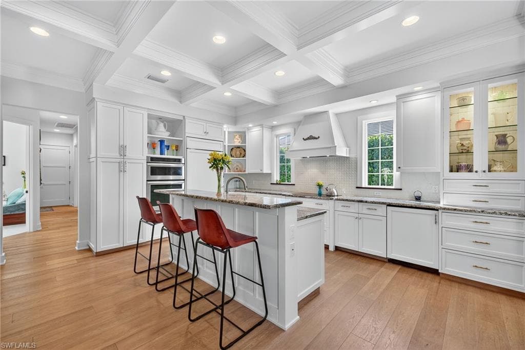 2305 Harrier Run, Naples, FL 34105-16