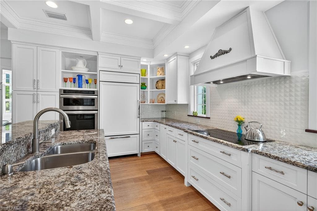 2305 Harrier Run, Naples, FL 34105-18