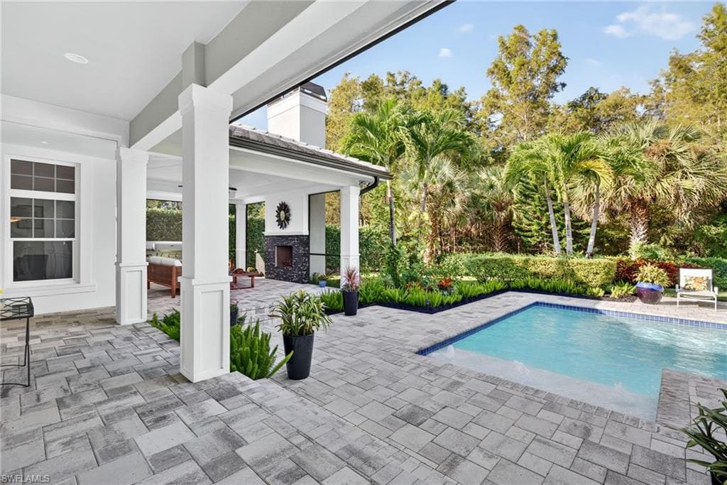 2305 Harrier Run, Naples, FL 34105-36