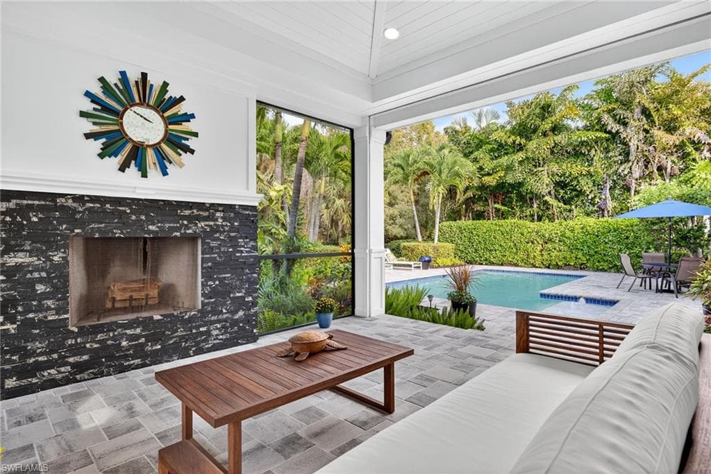 2305 Harrier Run, Naples, FL 34105-3